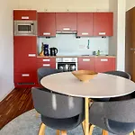 Wiesengefluester 433 In Mit Mueritzblick, Balkon Und Strandnaehe * Klink