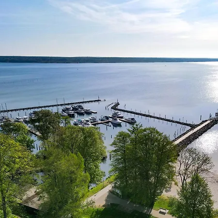 Wiesengefluester 433 In Mit Mueritzblick, Balkon Und Strandnaehe * Klink