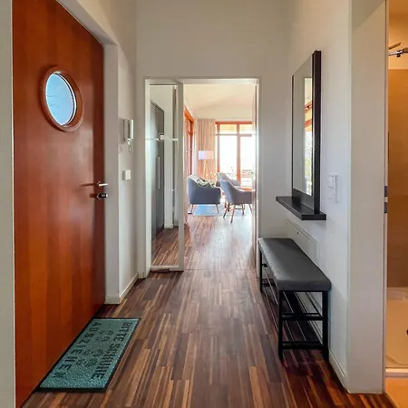 Wiesengefluester 433 In Mit Mueritzblick, Balkon Und Strandnaehe * Klink