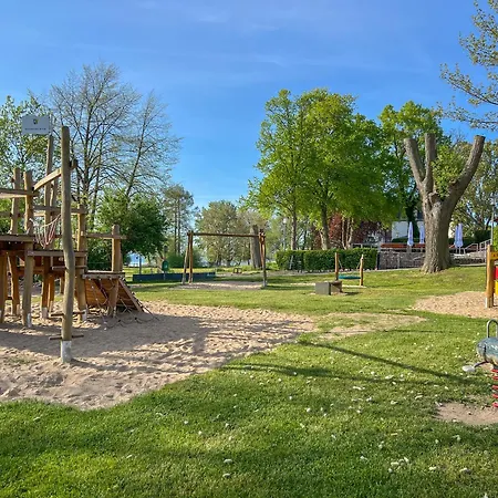 Wiesengefluester 433 In Mit Mueritzblick, Balkon Und Strandnaehe